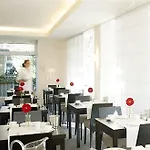 Hotel Maximilians 3*