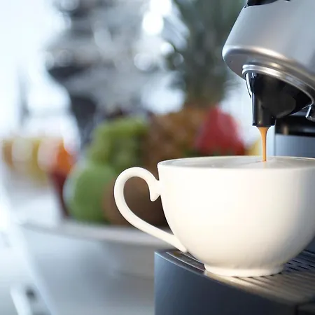 Maximilians فندق 3*