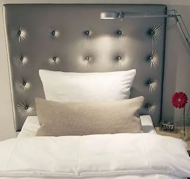 Maximilians Hotel 4*