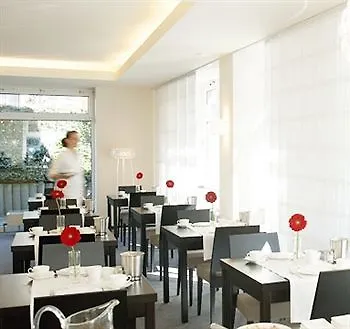 Hotel Maximilians 3*