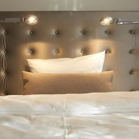 Dormero Hotel Essen 3*
